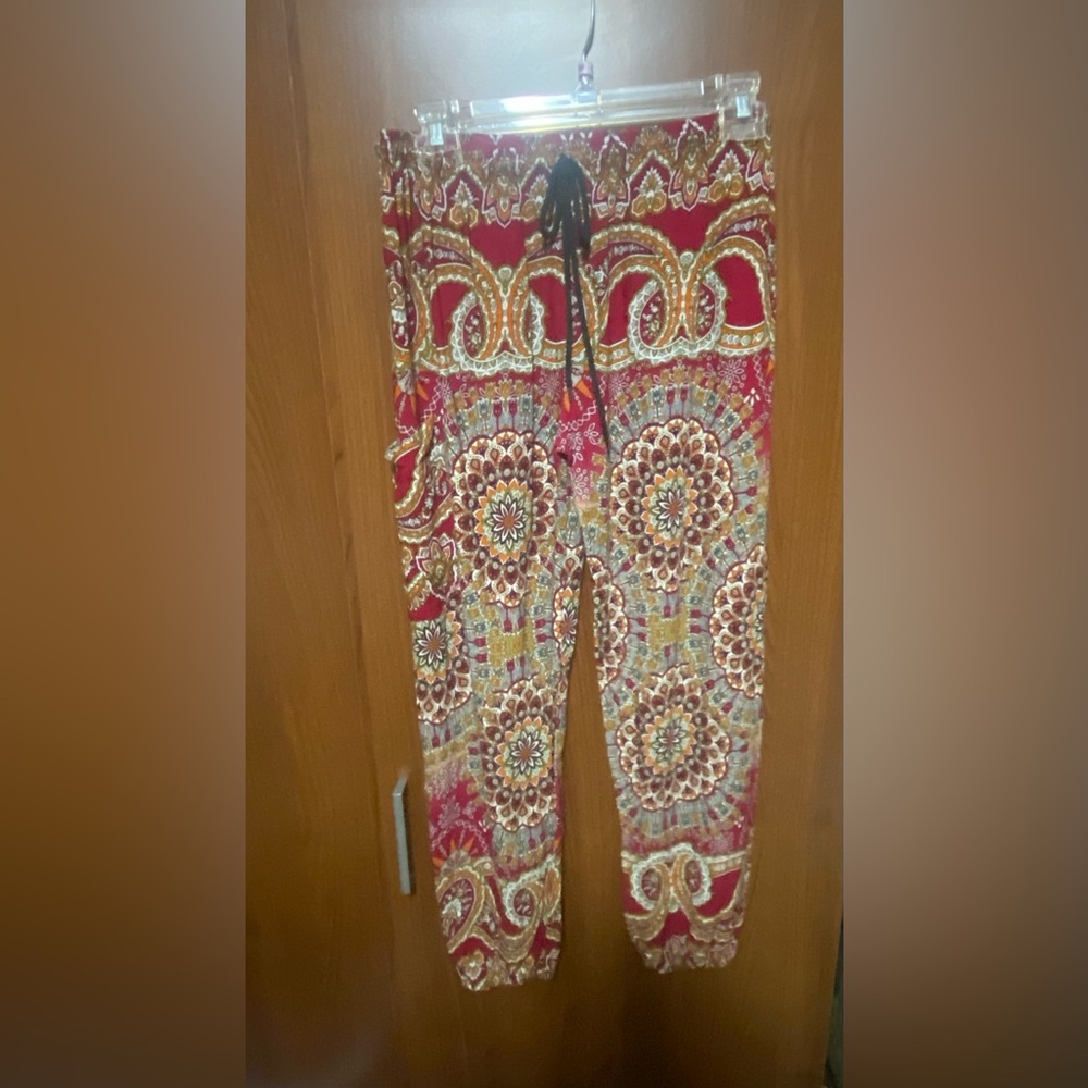EARTHBOUND Women bohemian-style harem pants featuring a mandala pattern Small